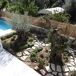 Tatil Evi Galini *